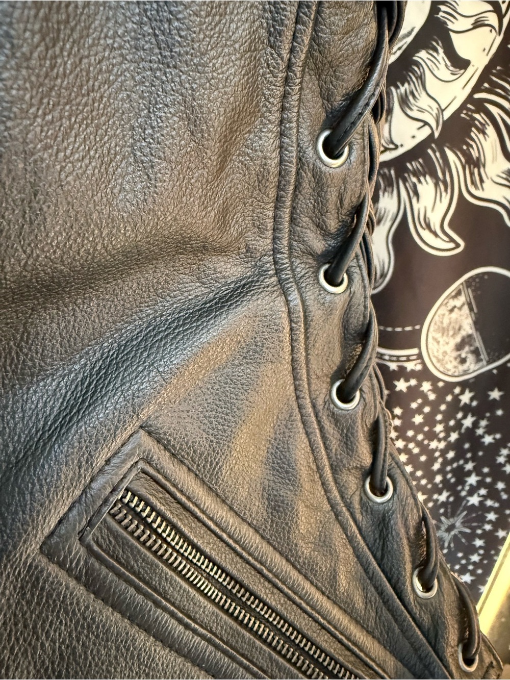 Harley-Davidson Black and White Leather Jacket Label Detail and gloves size sm - Picture 10 of 11